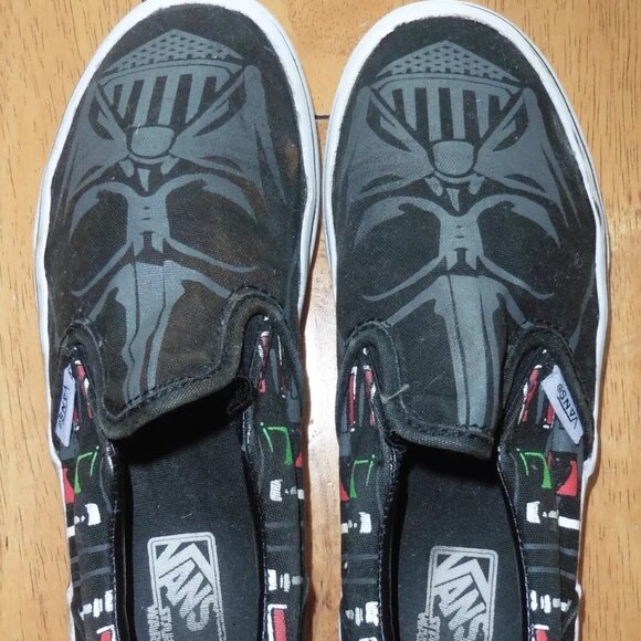 VANS Slip On Star Wars Darth Vader Sneakers Kids/Youth Size 2.5 - Picture 2 of 4
